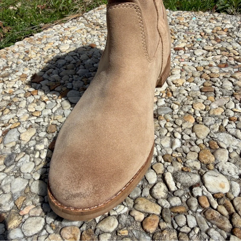Toms Tan Suede Ankle Booties - Picture 7 of 16